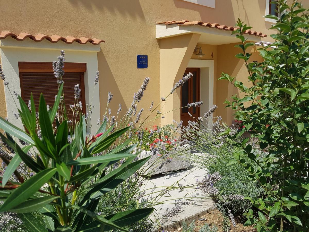 Apartman Studio Lu Nerezine Exterior foto